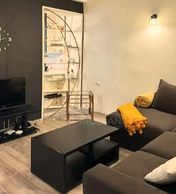 იყიდება 2 ოთახიანი ბინას 70მ² 3/5 სართ თბილისი - photo 7