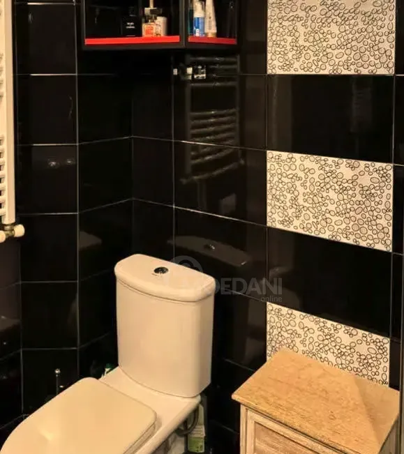 იყიდება 2 ოთახიანი ბინას 70მ² 3/5 სართ თბილისი - photo 11