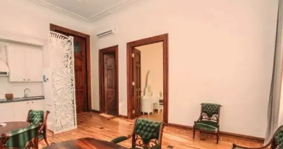 ქირავდება 2 ოთახიანი ბინა 73მ² 2/3 სართ თბილისი