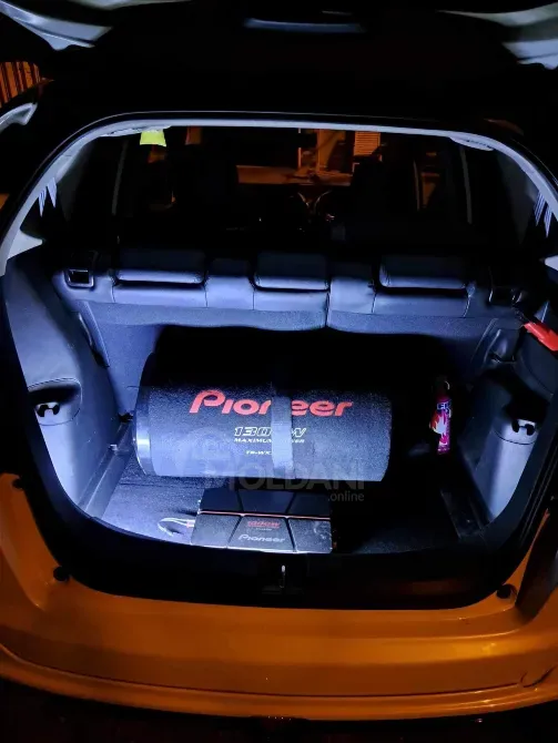 Honda Fit 2012 თბილისი - photo 10