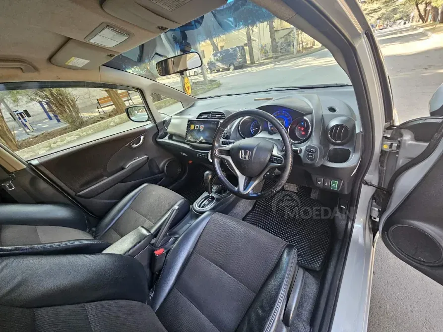 Honda Fit 2012 თბილისი - photo 4