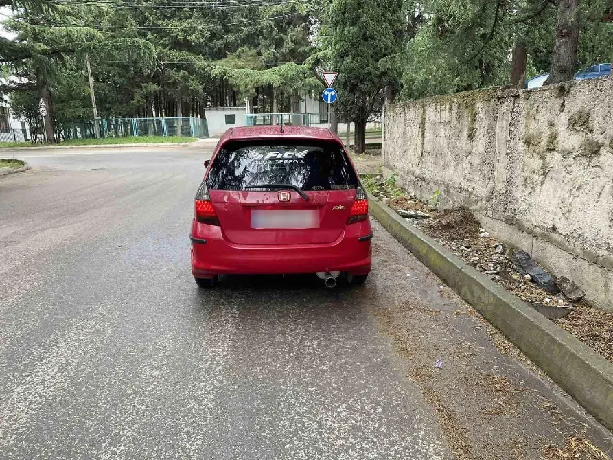 Honda Fit 2004 თბილისი - photo 4