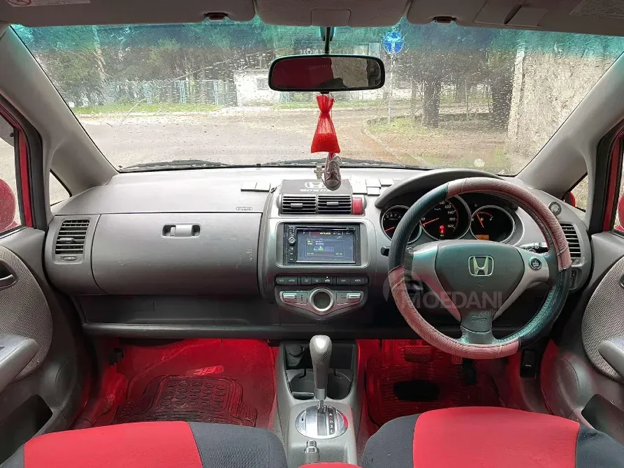 Honda Fit 2004 თბილისი - photo 7