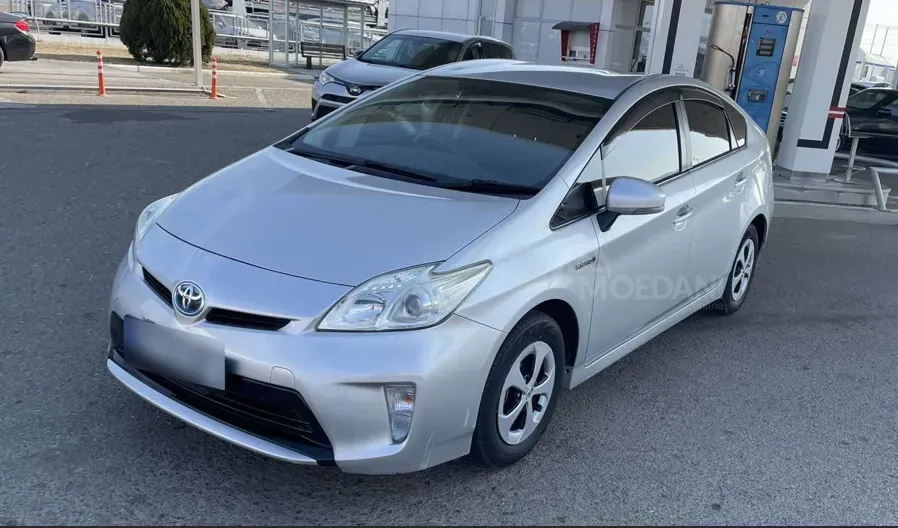 Toyota Prius 1.8L 2012 Тбилиси - изображение 1
