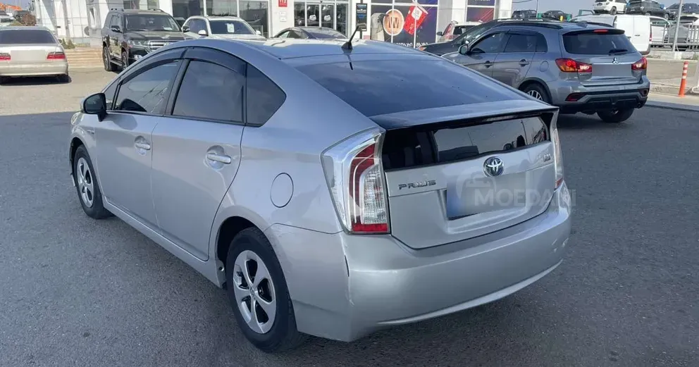Toyota Prius 1.8L 2012 Тбилиси - изображение 3