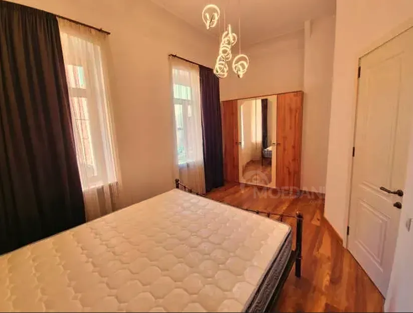 ქირავდება 6 ოთახიანი ბინა 2000მ² 2/3 სართ თბილისი - photo 3