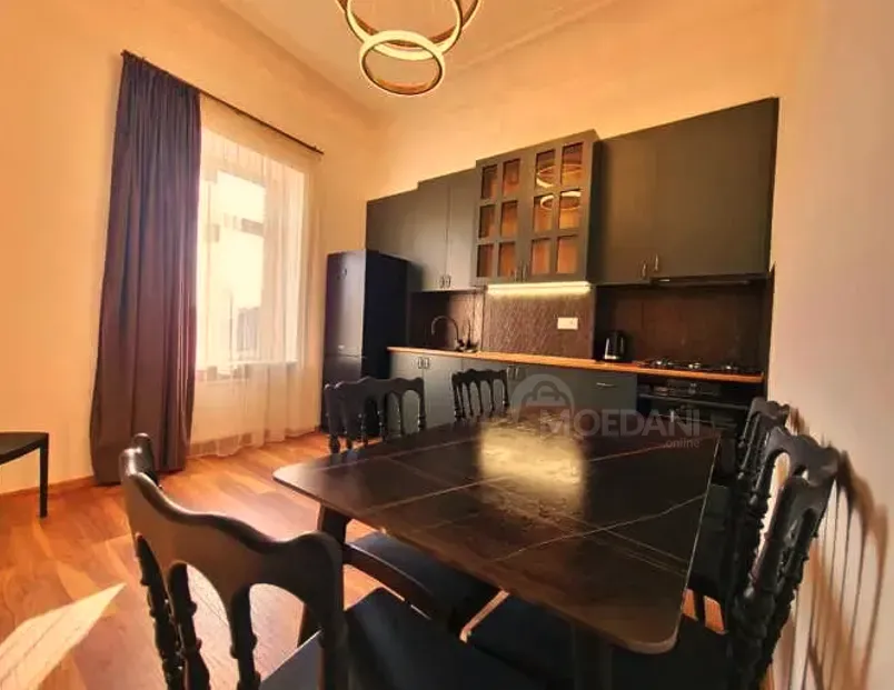 ქირავდება 6 ოთახიანი ბინა 2000მ² 2/3 სართ თბილისი - photo 4