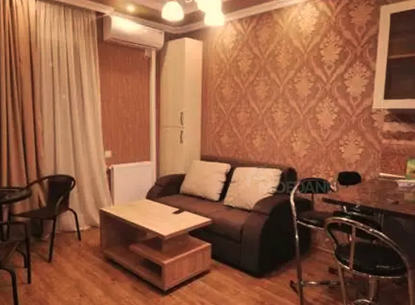 ქირავდება 2 ოთახიანი ბინა 47მ² 4/9 სართ თბილისი - photo 1