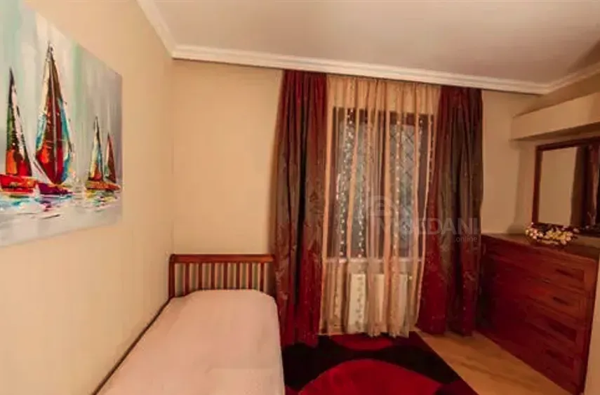 Сдам 4-комн. квартиру 123м² 3/3 эт. Тбилиси - изображение 5