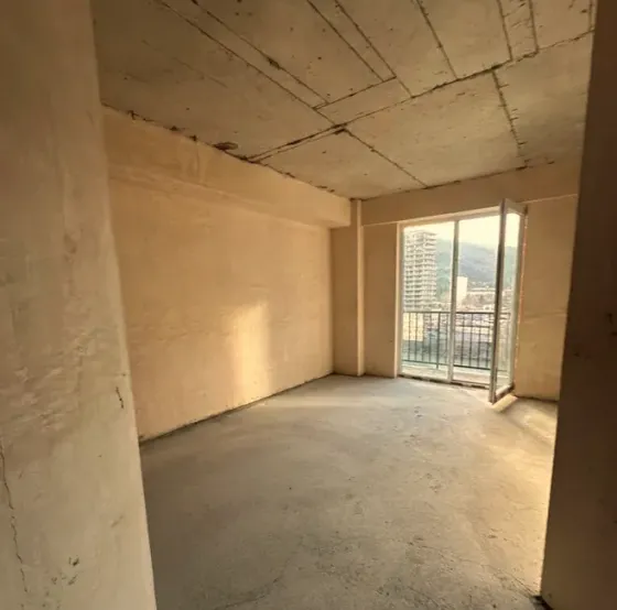 იყიდება 4 ოთახიანი ბინას 142მ² 8/9 სართ თბილისი