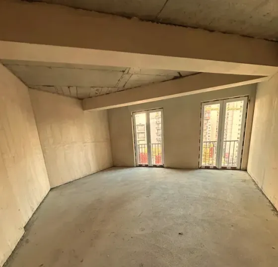 იყიდება 4 ოთახიანი ბინას 142მ² 8/9 სართ თბილისი