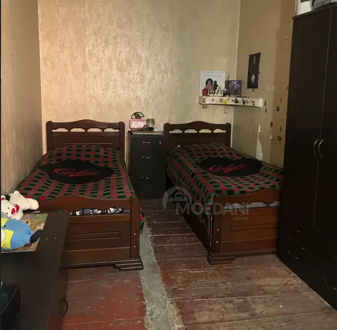 იყიდება 3 ოთახიანი ბინას $43 000  თბილისში  52მ² 1/2 სართ თბილისი - photo 3