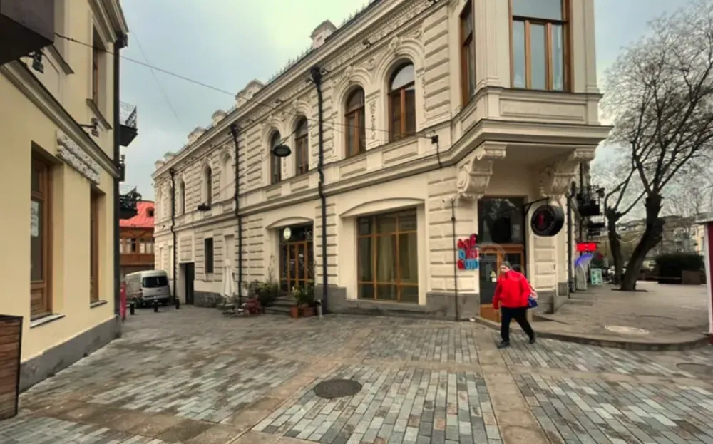 იყიდება 5 ოთახიანი ბინას 112მ² 2/3 სართ თბილისი - photo 12