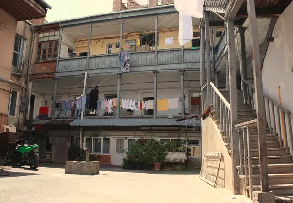 Apartments For Rent two-room 60м² 3/3 floor Tbilisi - photo 12