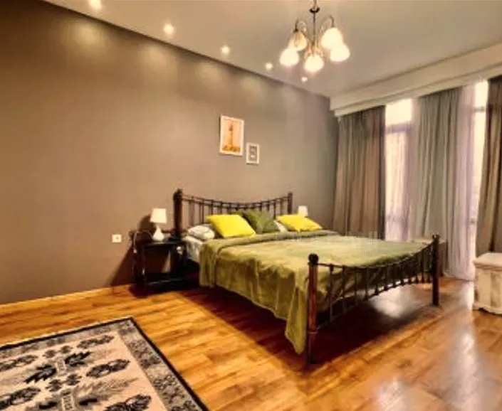 Сдам 2-комн. квартиру на сутки в Тбилиси  65м² 3/8 эт. Тбилиси - изображение 2