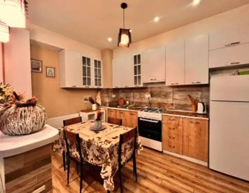 Сдам 2-комн. квартиру на сутки в Тбилиси  65м² 3/8 эт. Тбилиси - изображение 5