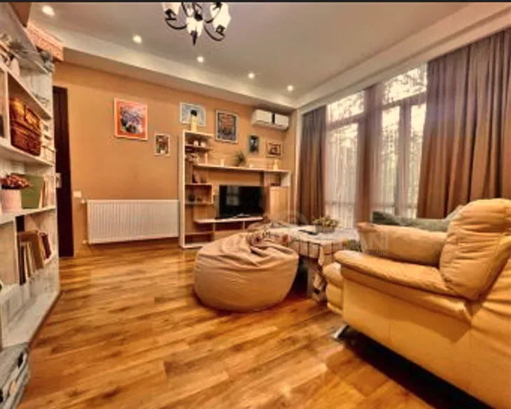 Сдам 2-комн. квартиру на сутки в Тбилиси  65м² 3/8 эт. Тбилиси - изображение 6