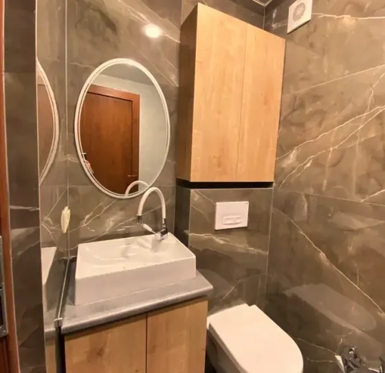 ქირავდება 2 ოთახიანი ბინა 60მ² 7/20 სართ თბილისი