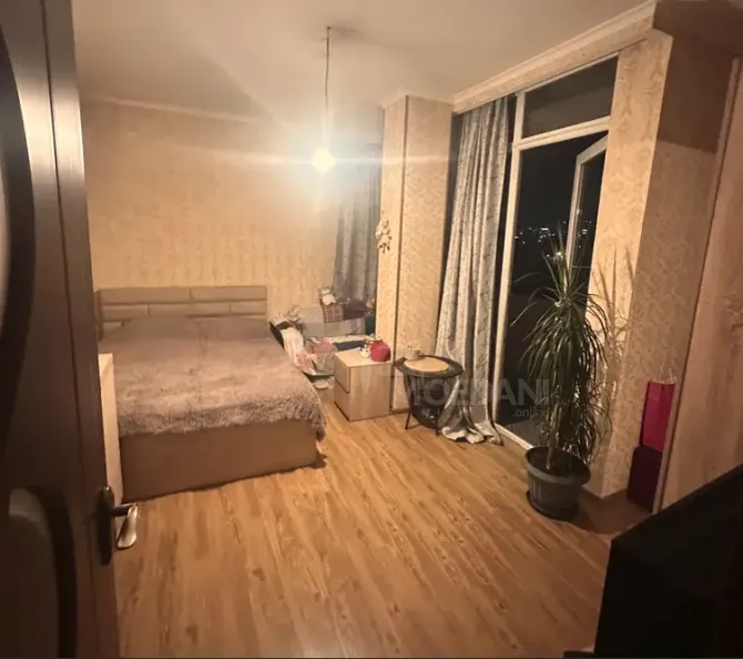 იყიდება 3 ოთახიანი ბინას $78 000  თბილისში  76მ² 4/6 სართ თბილისი - photo 2