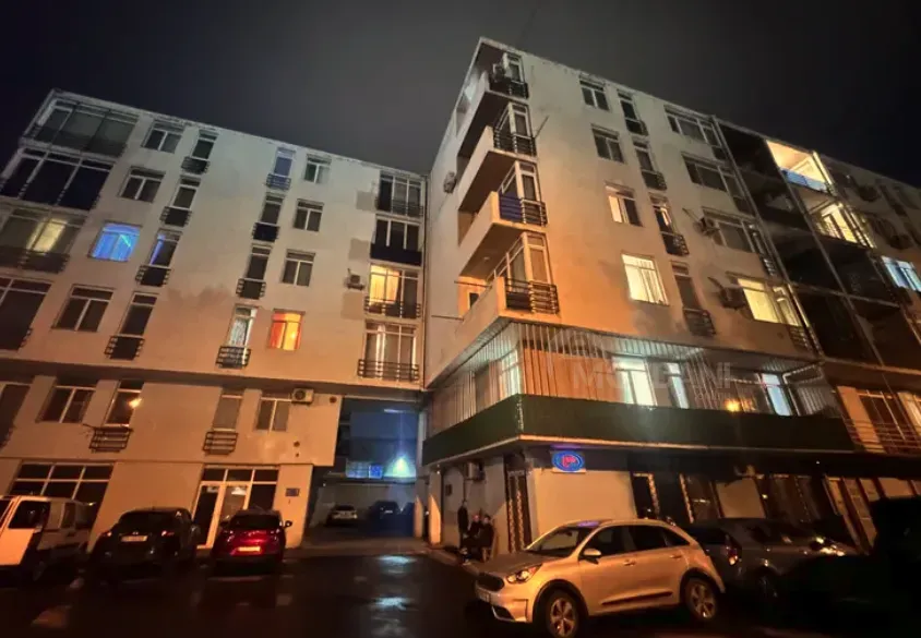 Продам 3-комн. квартиру 76м² 4/6 эт. Тбилиси - изображение 1