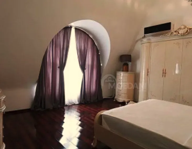 ქირავდება 7+ ოთახიანი ბინა 180მ² 9/9 სართ თბილისი - photo 2