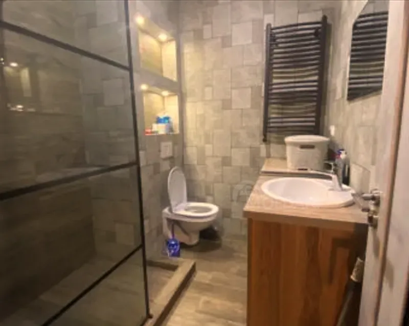 Сдам 3-комн. квартиру 89м² 2/23 эт. Тбилиси - изображение 2