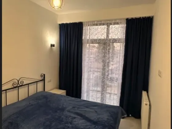 ქირავდება 2 ოთახიანი ბინა 65მ² 4/10 სართ თბილისი