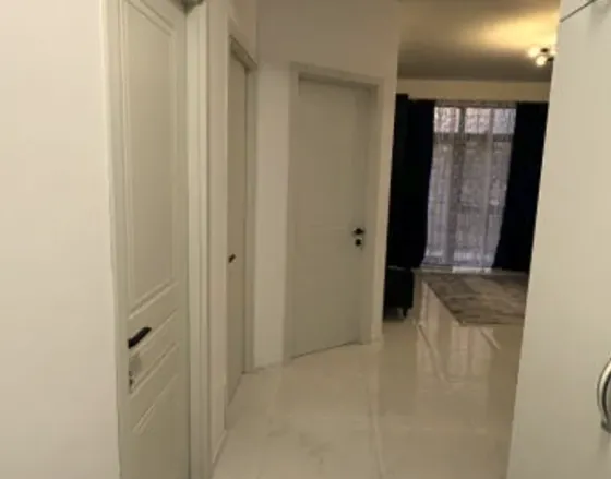 ქირავდება 2 ოთახიანი ბინა 65მ² 4/10 სართ თბილისი