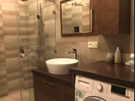 ქირავდება 2 ოთახიანი ბინა 60მ² 4/9 სართ თბილისი