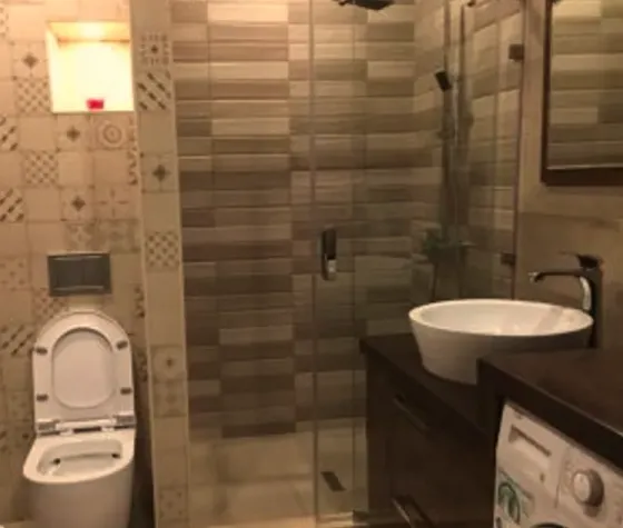 ქირავდება 2 ოთახიანი ბინა 60მ² 4/9 სართ თბილისი