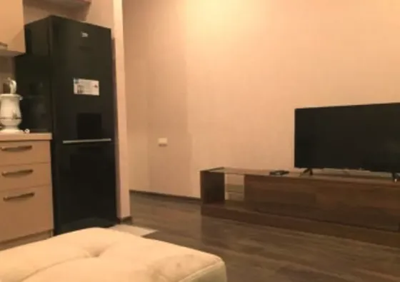 ქირავდება 2 ოთახიანი ბინა 60მ² 4/9 სართ თბილისი