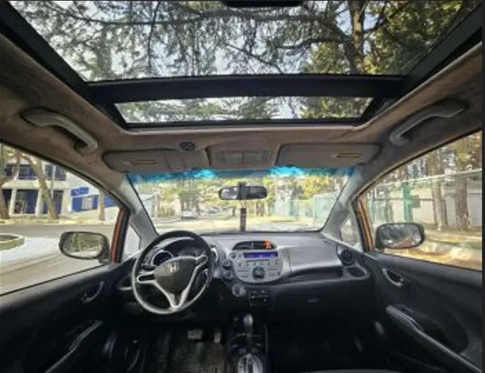 Honda Fit 2010 Тбилиси - изображение 7