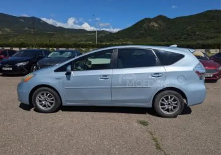Toyota Prius V 1.8L 2012 Тбилиси - изображение 3