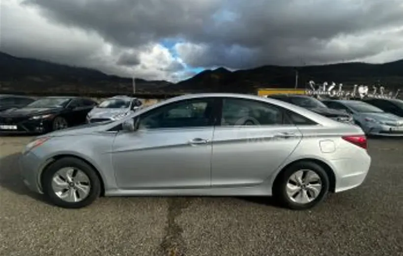 Hyundai Sonata 2013 Тбилиси - изображение 5