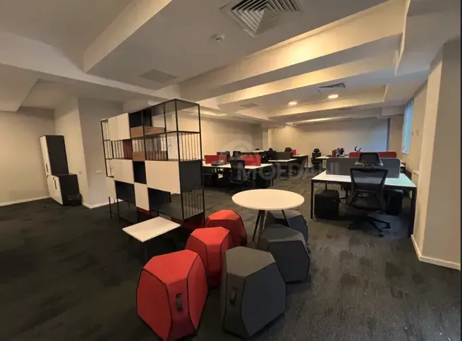 Ქირავდება საოფისე კომერციული ფართი ვერაზე თბილისი - photo 2