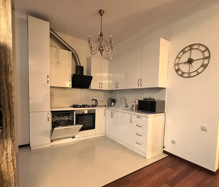 Apartments For Rent three-room 116м² 8/17 floor Tbilisi - photo 8