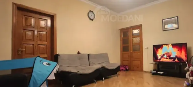 იყიდება 3 ოთახიანი ბინას $98 000  თბილისში  80მ² 9/9 სართ თბილისი - photo 2
