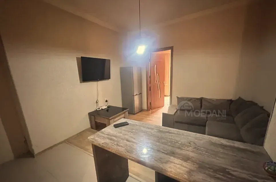 Сдам 2-комн. квартиру 47м² 4/9 эт. Тбилиси - изображение 1