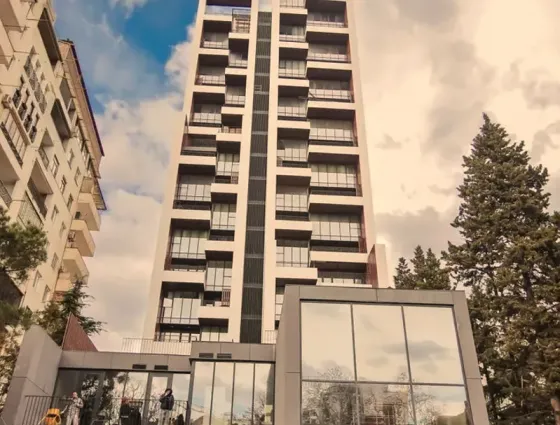 Ქირავდება 3 ოთახიანი ბინა თბილისში 118მ² 5/14 სართ Tbilisi