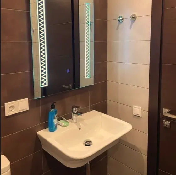 ქირავდება 2 ოთახიანი ბინა 60მ² 5/9 სართ თბილისი