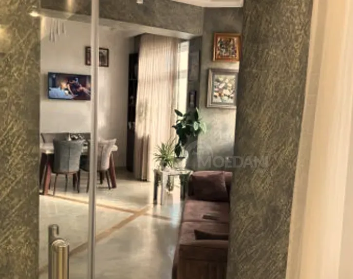 ქირავდება 5 ოთახიანი ბინა 220მ² 6/11 სართ თბილისი - photo 10