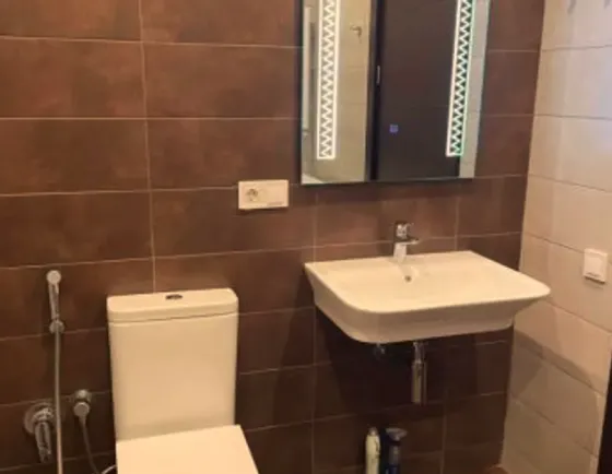 ქირავდება 2 ოთახიანი ბინა 55მ² 5/9 სართ თბილისი