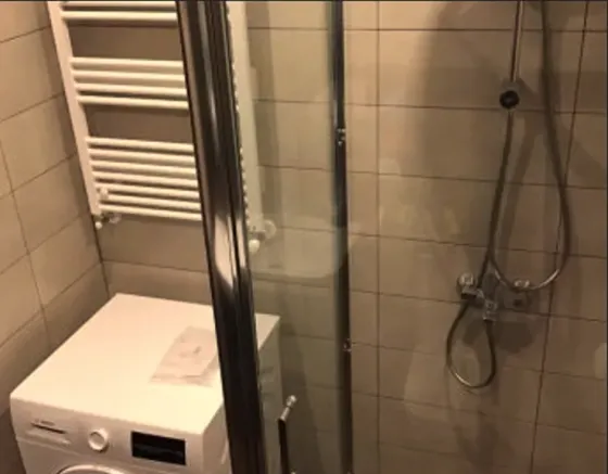 ქირავდება 2 ოთახიანი ბინა 55მ² 5/9 სართ თბილისი