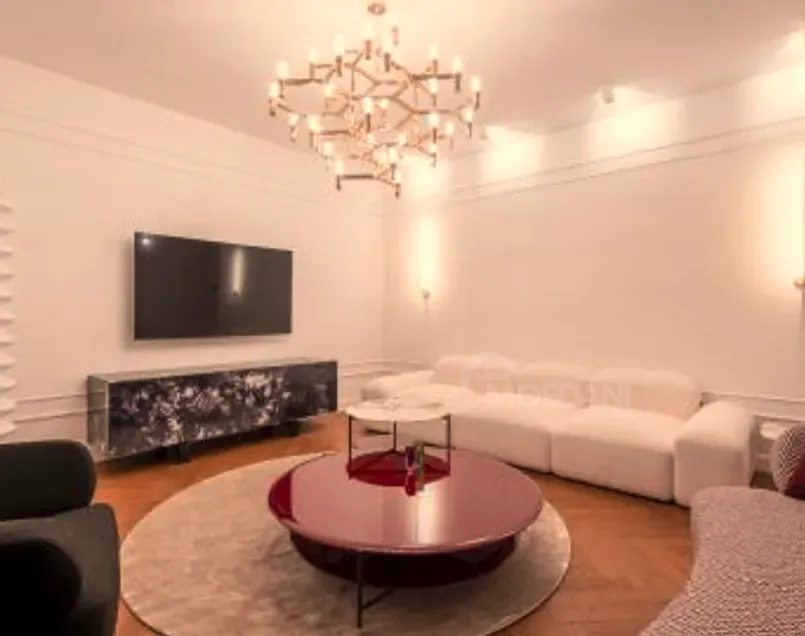 Apartments For Rent three-room 134м² 6/6 floor Tbilisi - photo 2