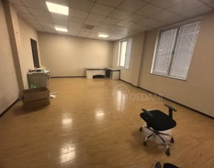 Ქირავდება საოფისე კომერციული ფართი დიდ დიღომში თბილისი - photo 7