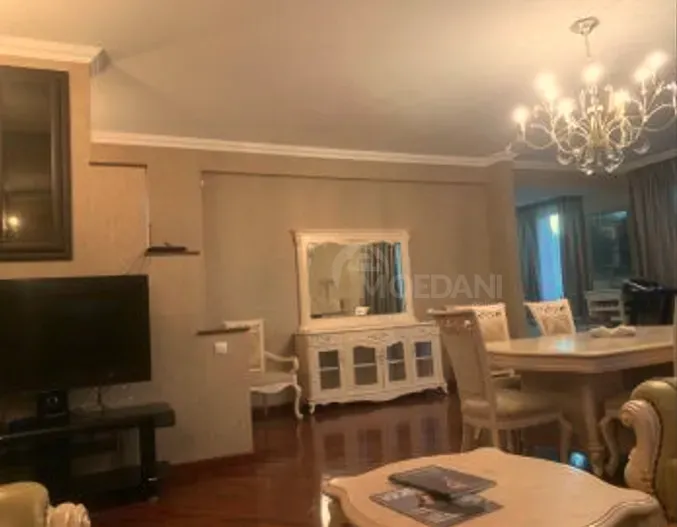 ქირავდება 5 ოთახიანი ბინა 240მ² 7/12 სართ თბილისი - photo 6