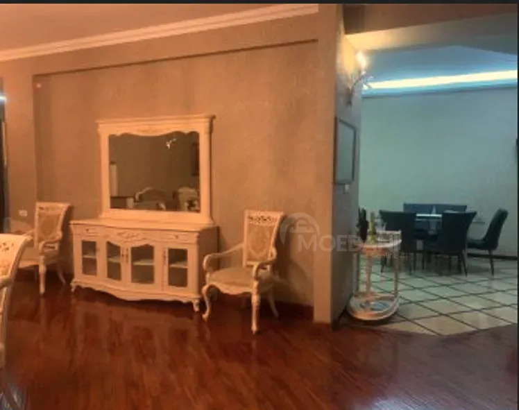 ქირავდება 5 ოთახიანი ბინა 240მ² 7/12 სართ თბილისი - photo 1