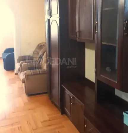 იყიდება 3 ოთახიანი ბინას $95 000  თბილისში  70მ² 7/8 სართ თბილისი - photo 1