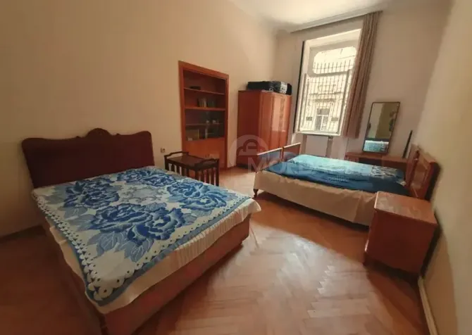 იყიდება 2 ოთახიანი ბინას $125 000  თბილისში  107მ² 1/3 სართ თბილისი - photo 6