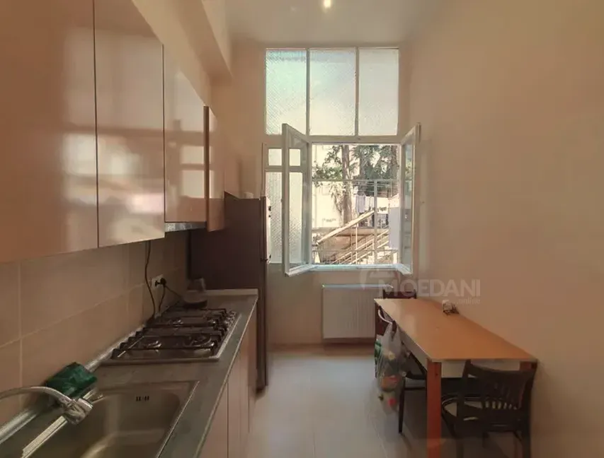 Продам 2-комн. квартиру 107м² 1/3 эт. Тбилиси - изображение 5